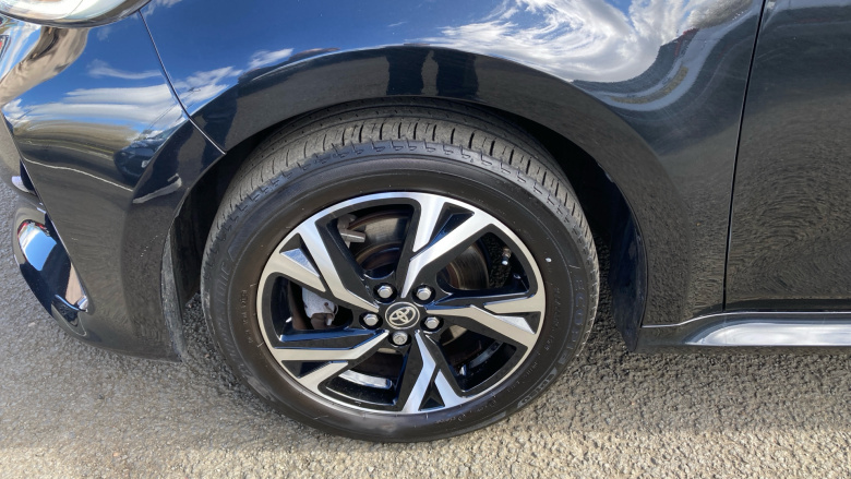 Toyota Yaris 1.5 Hybrid Design 5dr CVT Hybrid Hatchback
